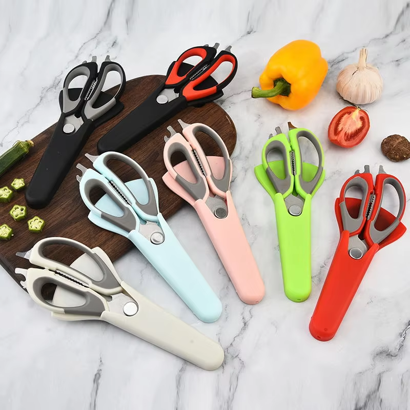 Detachable Magnetic Kitchen Scissors