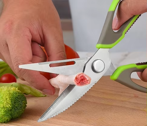 Detachable Magnetic Kitchen Scissors